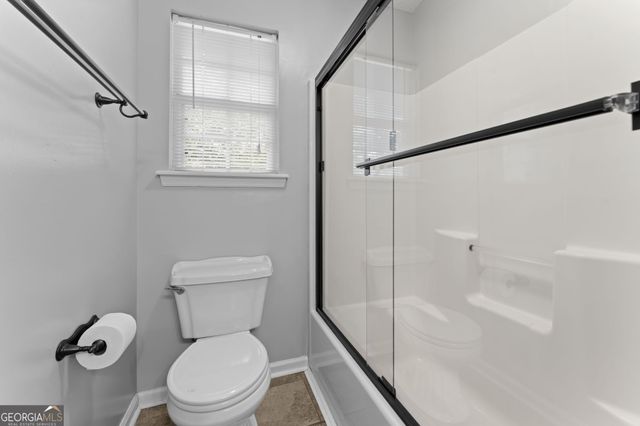 302 Jubilee Circle, Bonaire, GA 31005