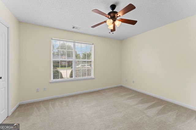 302 Jubilee Circle, Bonaire, GA 31005