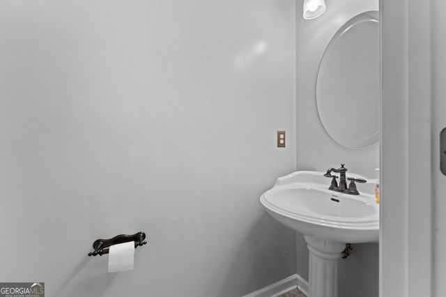 302 Jubilee Circle, Bonaire, GA 31005