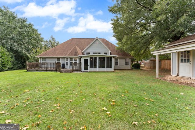 302 Jubilee Circle, Bonaire, GA 31005