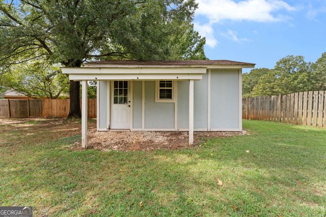 302 Jubilee Circle, Bonaire, GA 31005