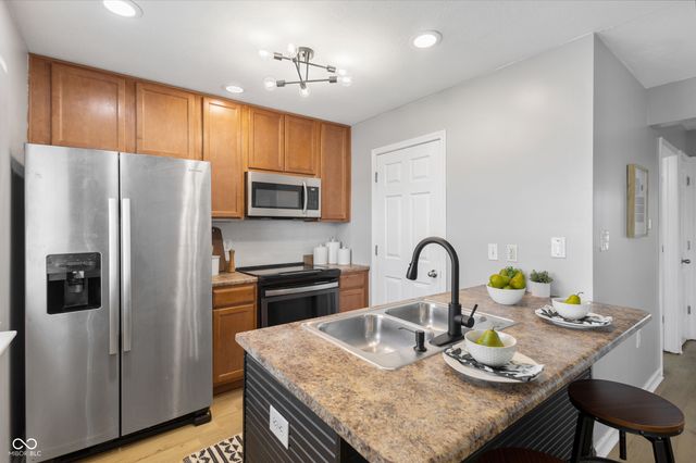 59 Port Sylvia Drive, Indianapolis, IN 46224