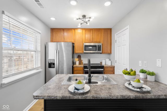 59 Port Sylvia Drive, Indianapolis, IN 46224