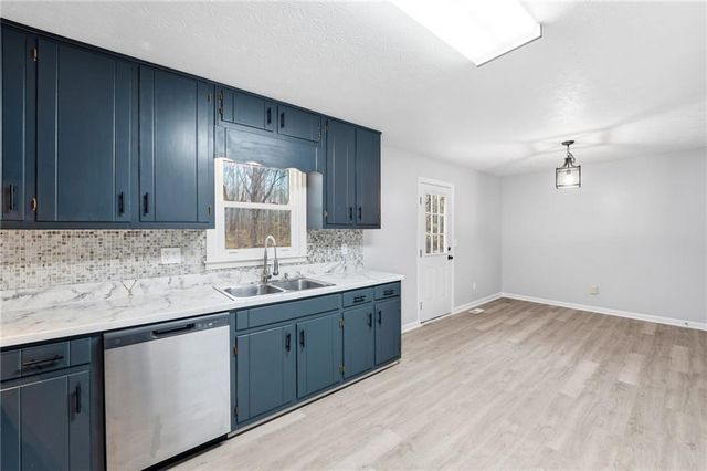 68 Hidden Branches Drive, Carrollton, GA 30116