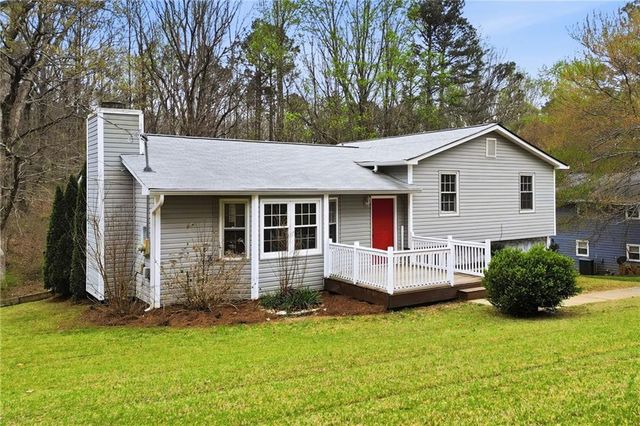 68 Hidden Branches Drive, Carrollton, GA 30116