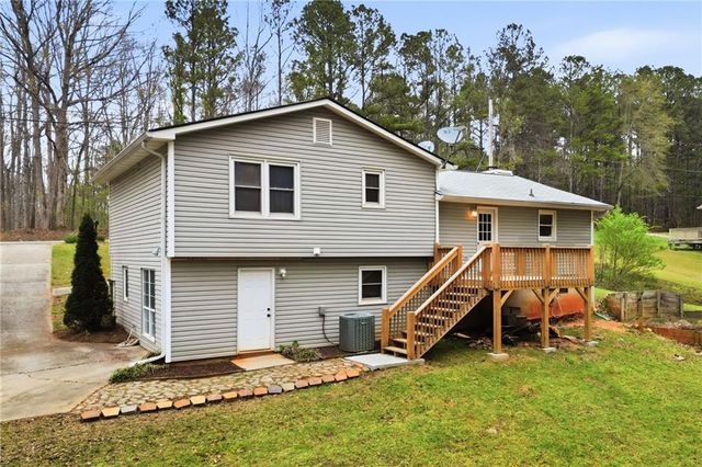 68 Hidden Branches Drive, Carrollton, GA 30116