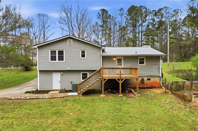 68 Hidden Branches Drive, Carrollton, GA 30116