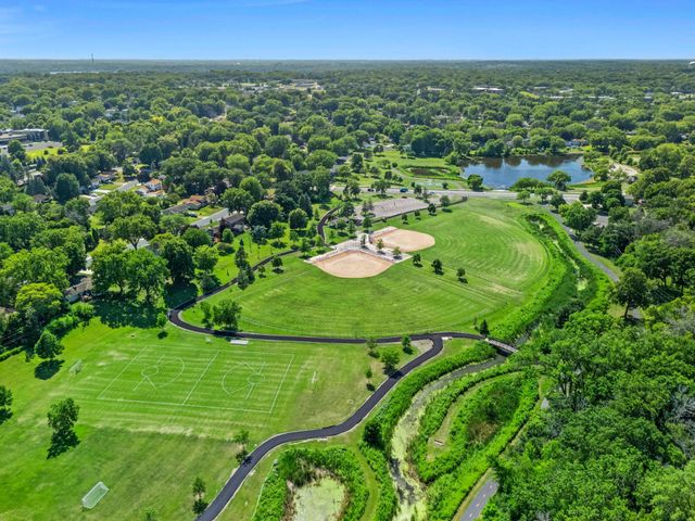 8009 37th Avenue N, New Hope, MN 55427