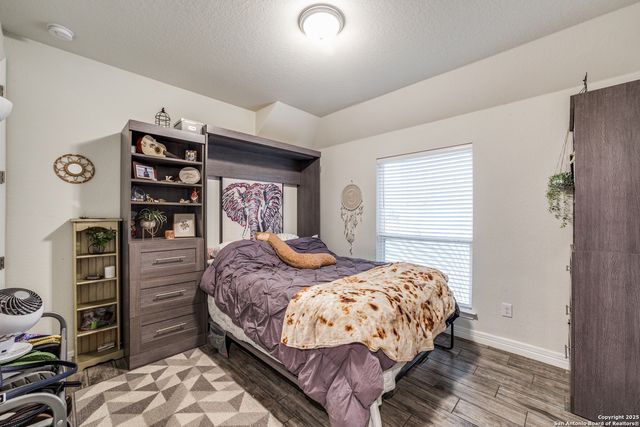 528 Lilly Blf, Castroville, TX 78009