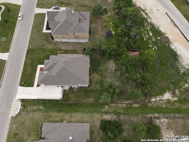 528 Lilly Blf, Castroville, TX 78009