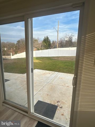 5718 BLACK HAWK DR, Oxon Hill, MD 20745