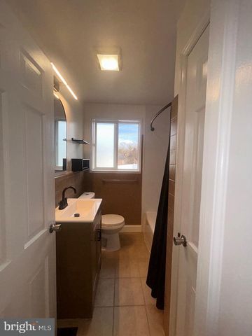 5718 BLACK HAWK DR, Oxon Hill, MD 20745