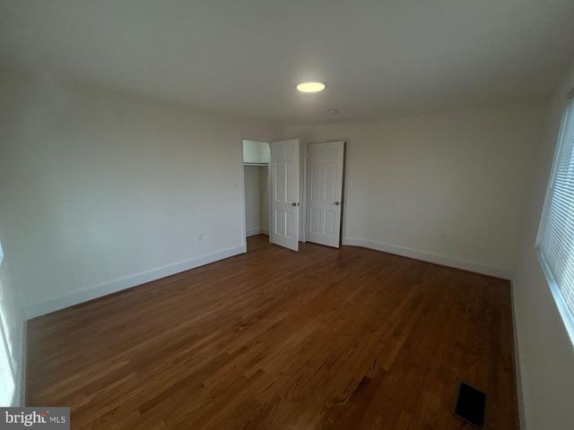 5718 BLACK HAWK DR, Oxon Hill, MD 20745