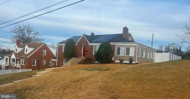 5718 BLACK HAWK DR, Oxon Hill, MD 20745