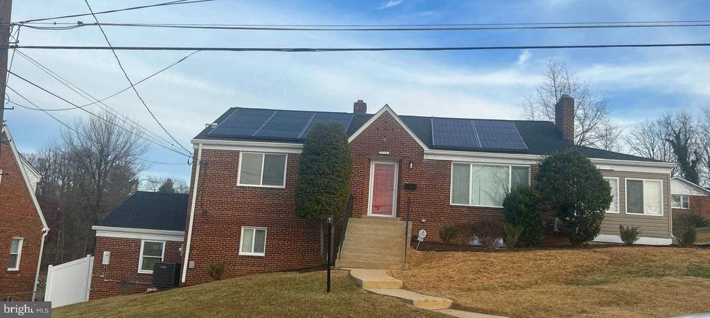 5718 BLACK HAWK DR, Oxon Hill, MD 20745