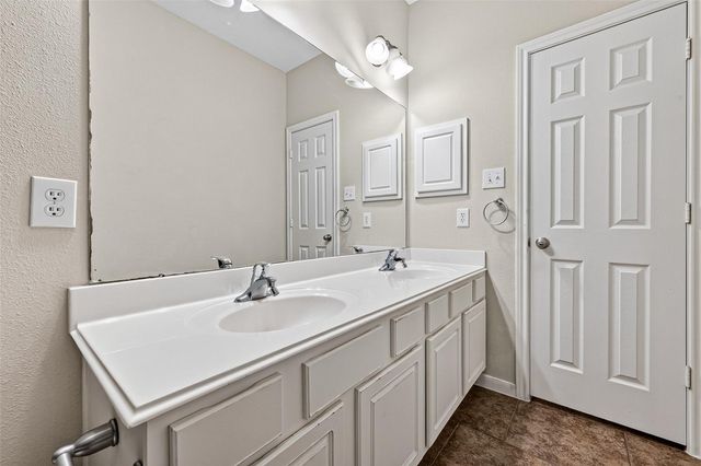 24222 Lake Path Circle, Katy, TX 77493