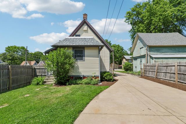 514 W Park Avenue, Aurora, IL 60506