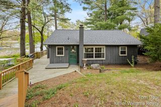 8175 S Island View Drive, Croton Twp, MI 49337