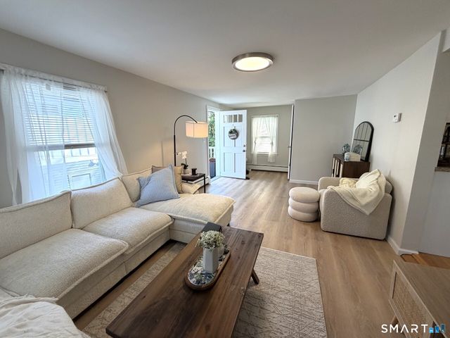 16 John Street B, Branford, CT 06405