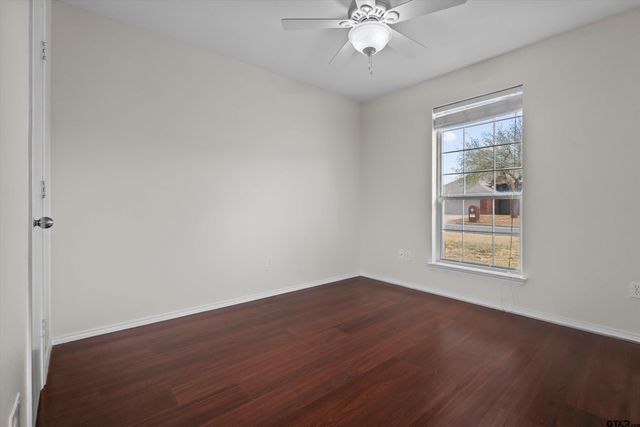 440 Maggie Cir, Flint, TX 75762