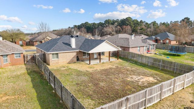 440 Maggie Cir, Flint, TX 75762