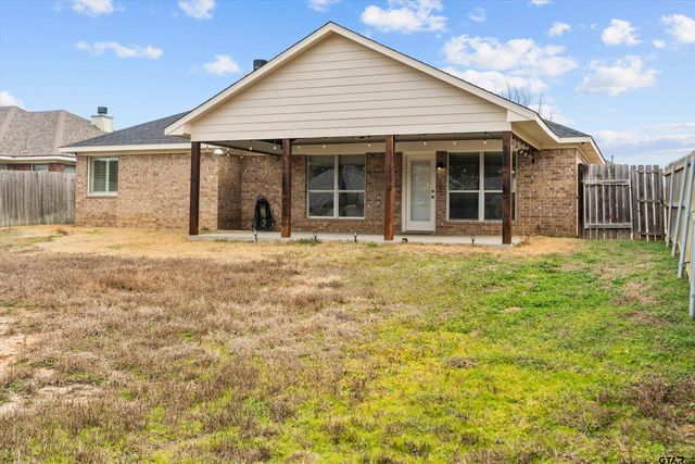 440 Maggie Cir, Flint, TX 75762