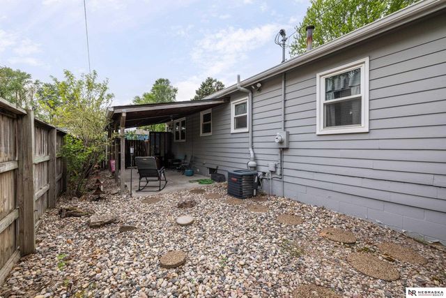 3525 S 91st Street, Omaha, NE 68124