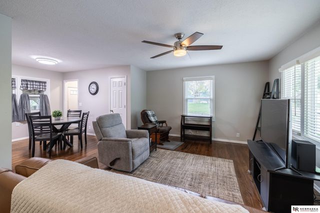 3525 S 91st Street, Omaha, NE 68124