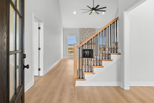 242 Low Plains Lane, Clarksville, TN 37043