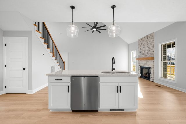 242 Low Plains Lane, Clarksville, TN 37043