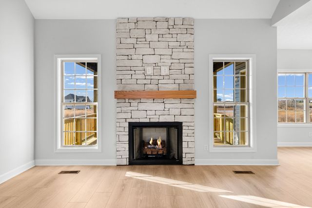 242 Low Plains Lane, Clarksville, TN 37043