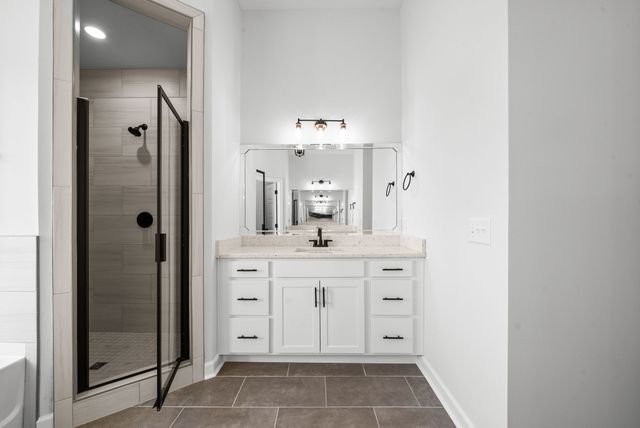 242 Low Plains Lane, Clarksville, TN 37043