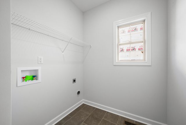 242 Low Plains Lane, Clarksville, TN 37043