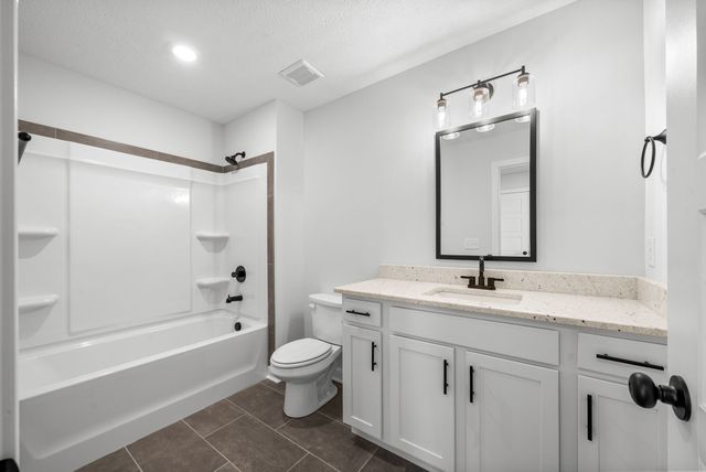 242 Low Plains Lane, Clarksville, TN 37043