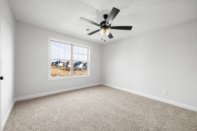 242 Low Plains Lane, Clarksville, TN 37043