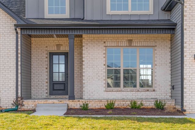 242 Low Plains Lane, Clarksville, TN 37043