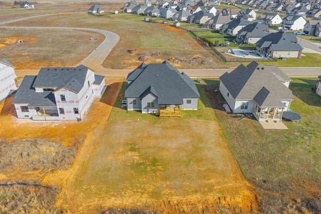 242 Low Plains Lane, Clarksville, TN 37043