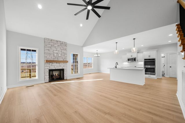 242 Low Plains Lane, Clarksville, TN 37043