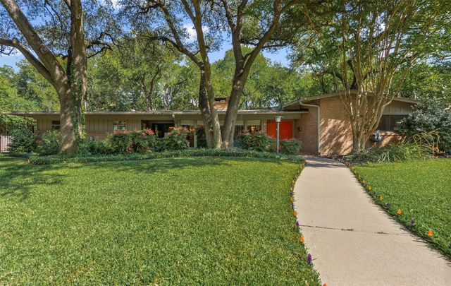 4209 Inwood Road, Fort Worth, TX 76109