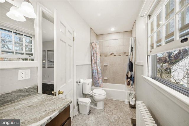 418 S MILDRED ST, Charles Town, WV 25414