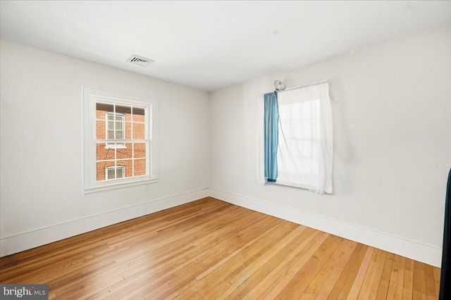 418 S MILDRED ST, Charles Town, WV 25414