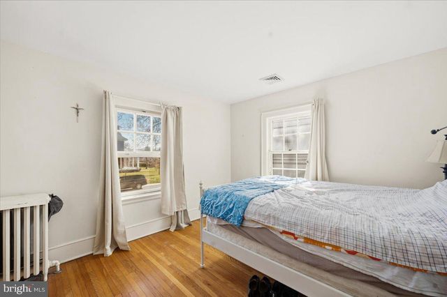 418 S MILDRED ST, Charles Town, WV 25414