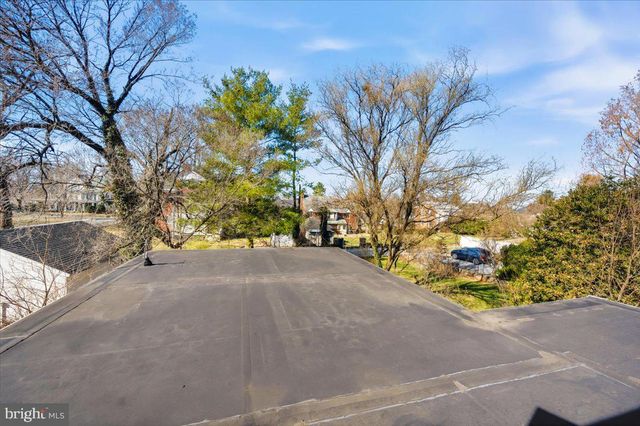 418 S MILDRED ST, Charles Town, WV 25414