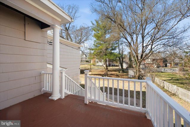 418 S MILDRED ST, Charles Town, WV 25414