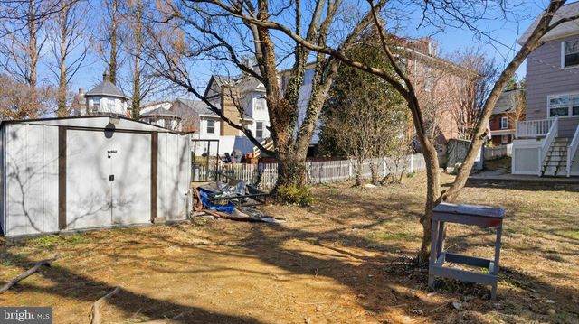 418 S MILDRED ST, Charles Town, WV 25414