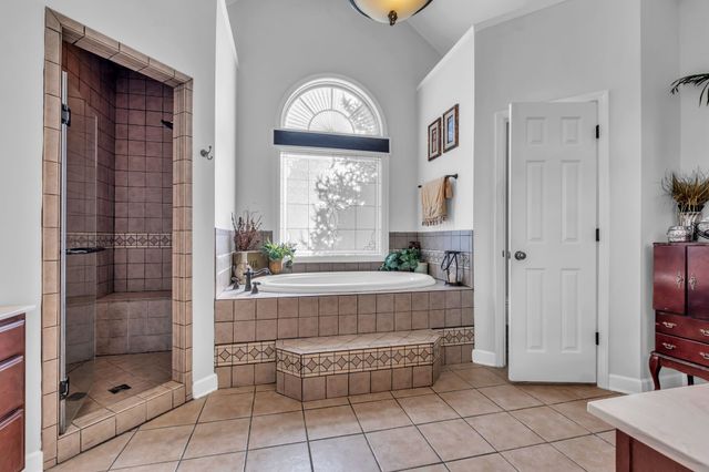 1914 Bartons Cv, Lebanon, TN 37087