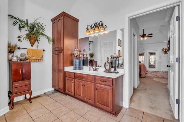 1914 Bartons Cv, Lebanon, TN 37087