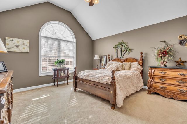 1914 Bartons Cv, Lebanon, TN 37087