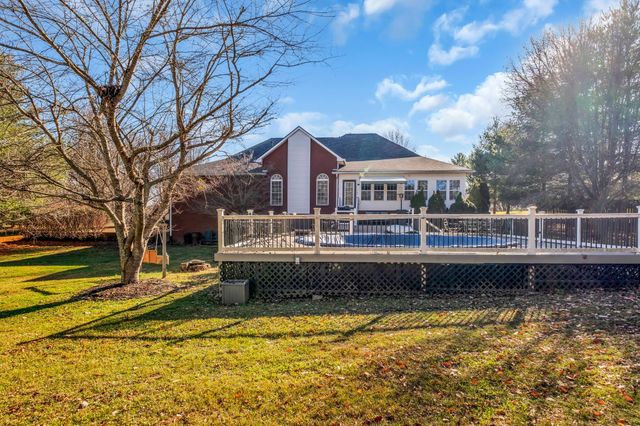 1914 Bartons Cv, Lebanon, TN 37087