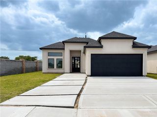 8101 N 51st Street, Mcallen, TX 78504